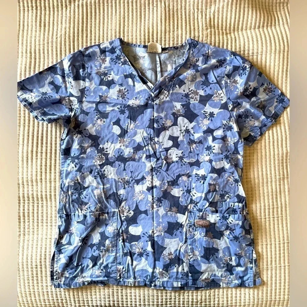 SCRUB ZONE SCRUB TOP